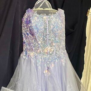 Stacees Lavender Sequined Prom Dress Size 0 New w/ Tags